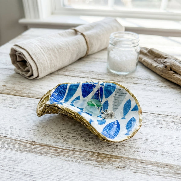 Blue Fish Oyster Shell Ring Dish