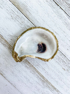 Gilded Oyster Shell Ring Dish image 0