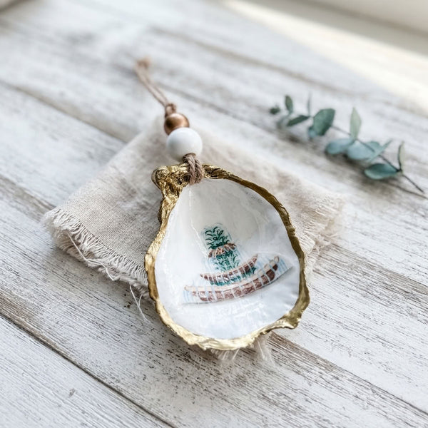 Pineapple Fountain Oyster Ornament
