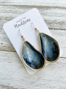 Mussel Shell Earrings image 5