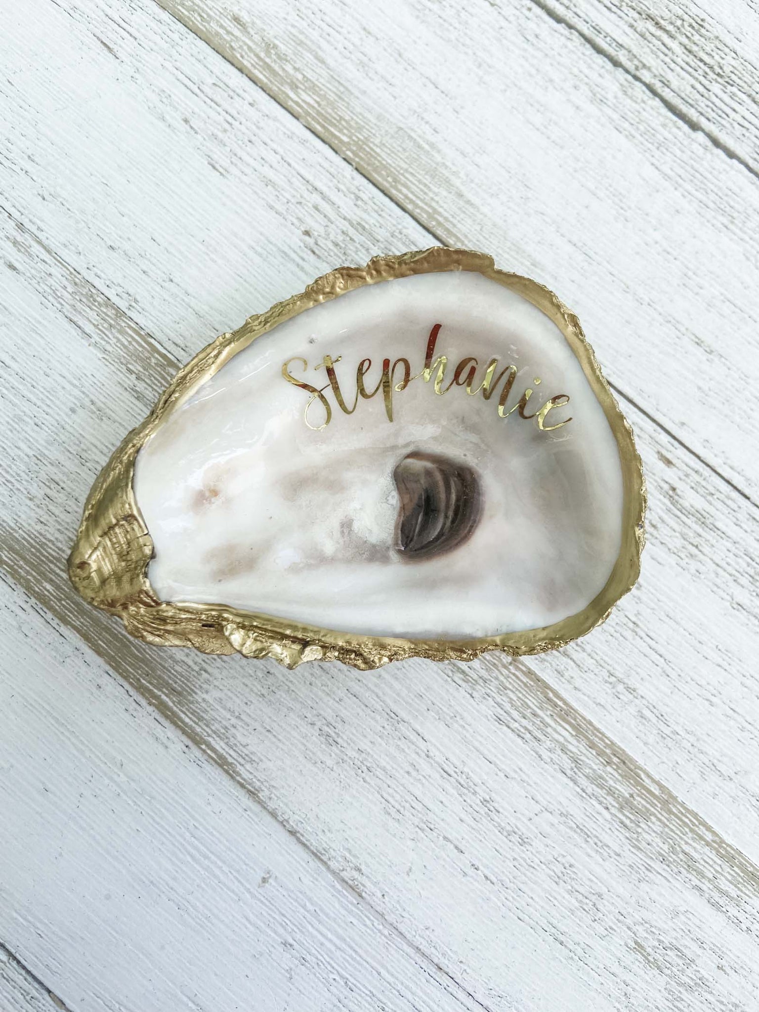 Personalized Oyster Shell with Name image 0