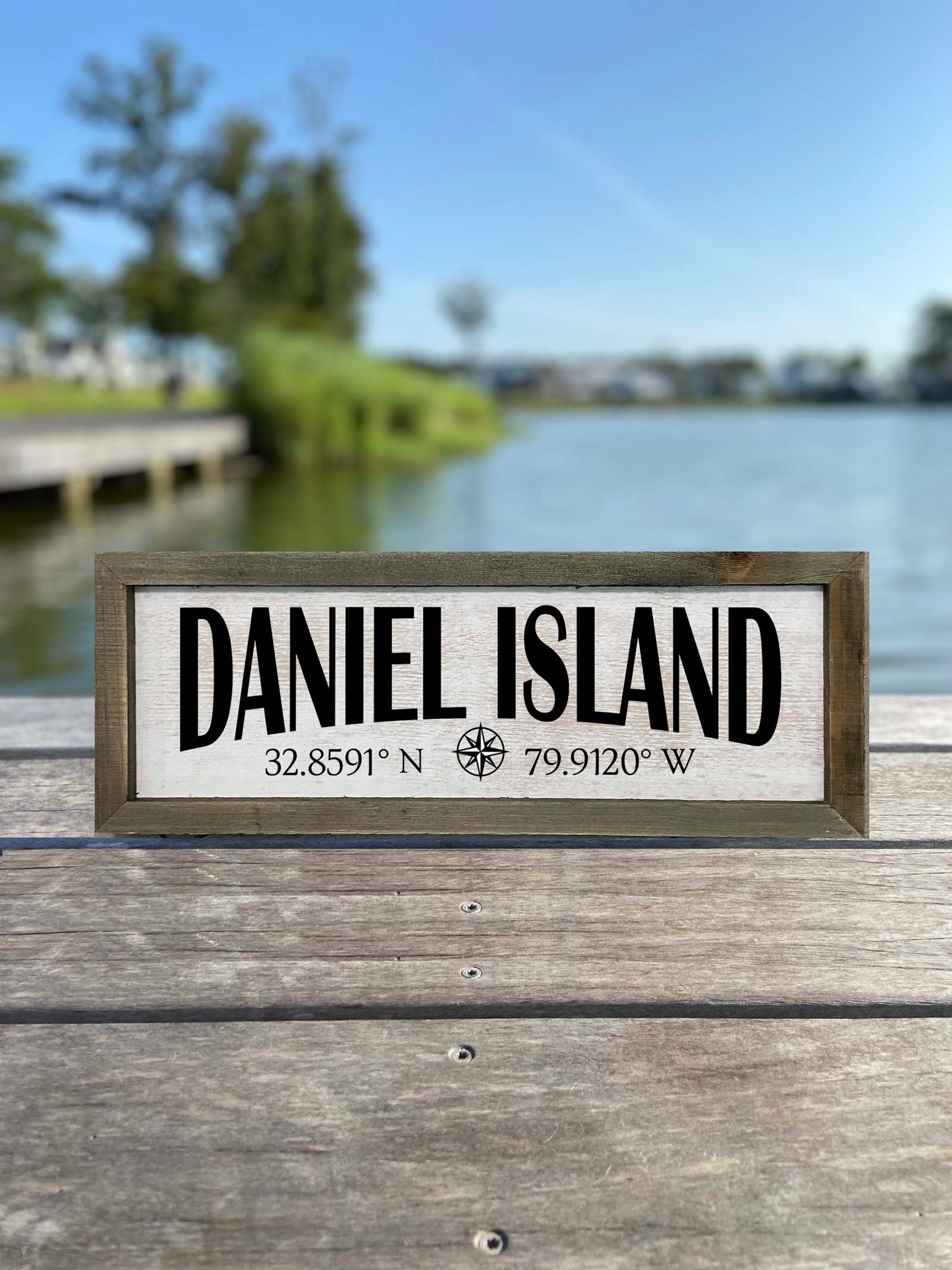 Daniel Island GPS Coordinates Sign image 0