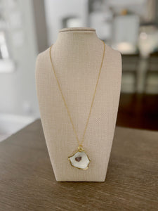 Oyster Shell Pendant Necklace - Gold Filled