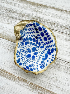 Blue and White Oyster Shell Ring Dish