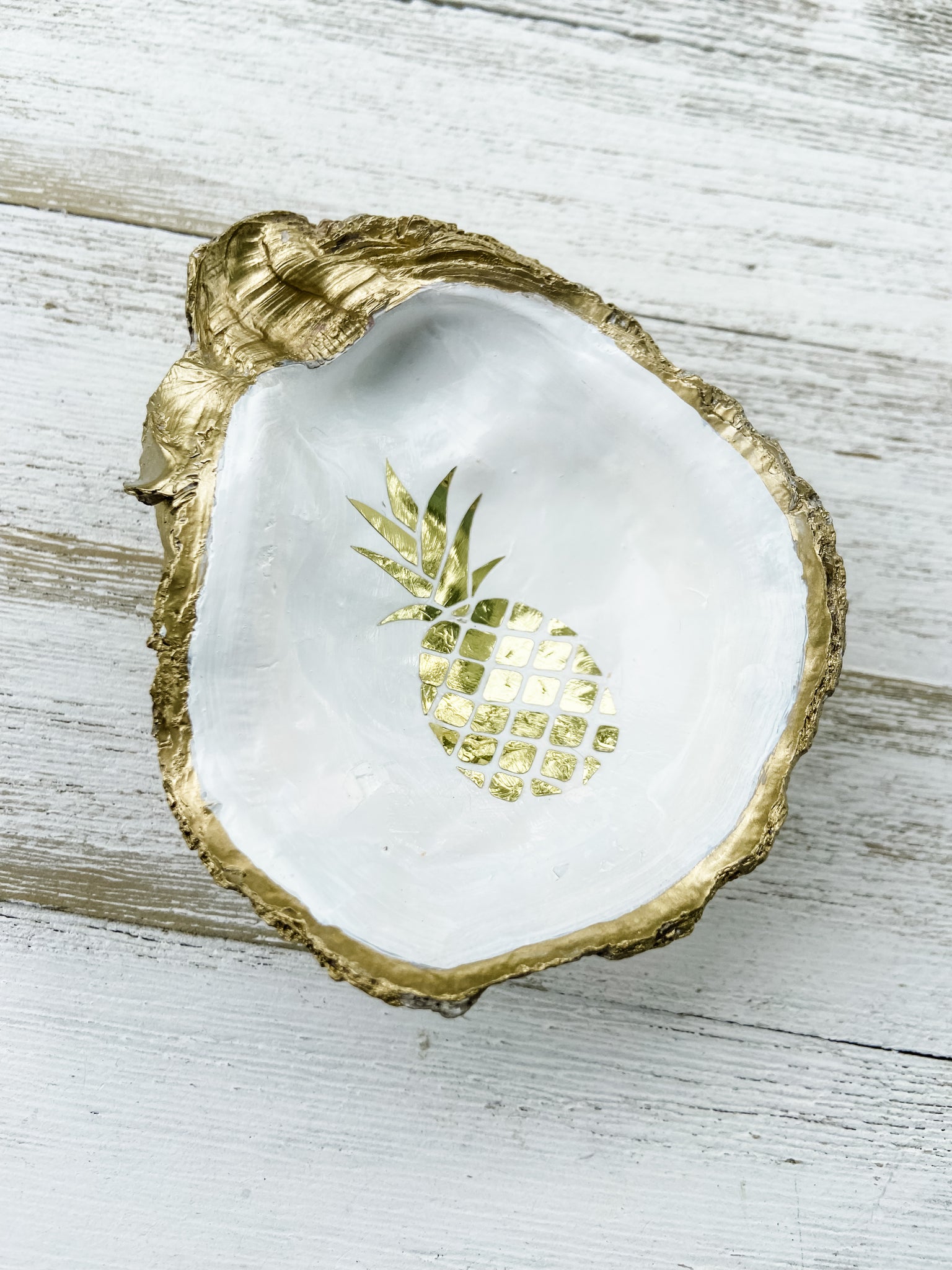 Golden Pineapple Oyster Shell Ring Dish