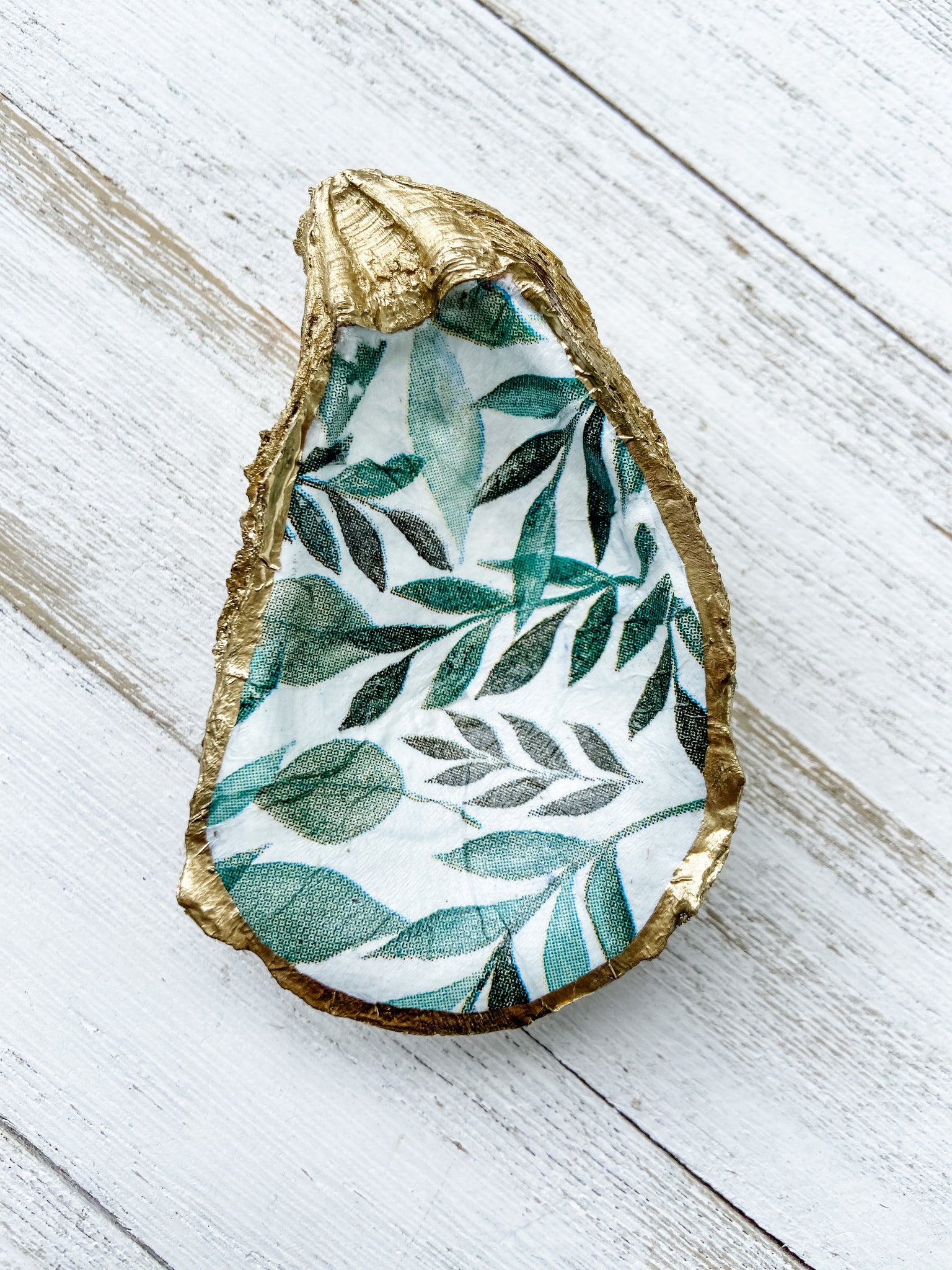 Botanical Oyster Shell Ring Dish