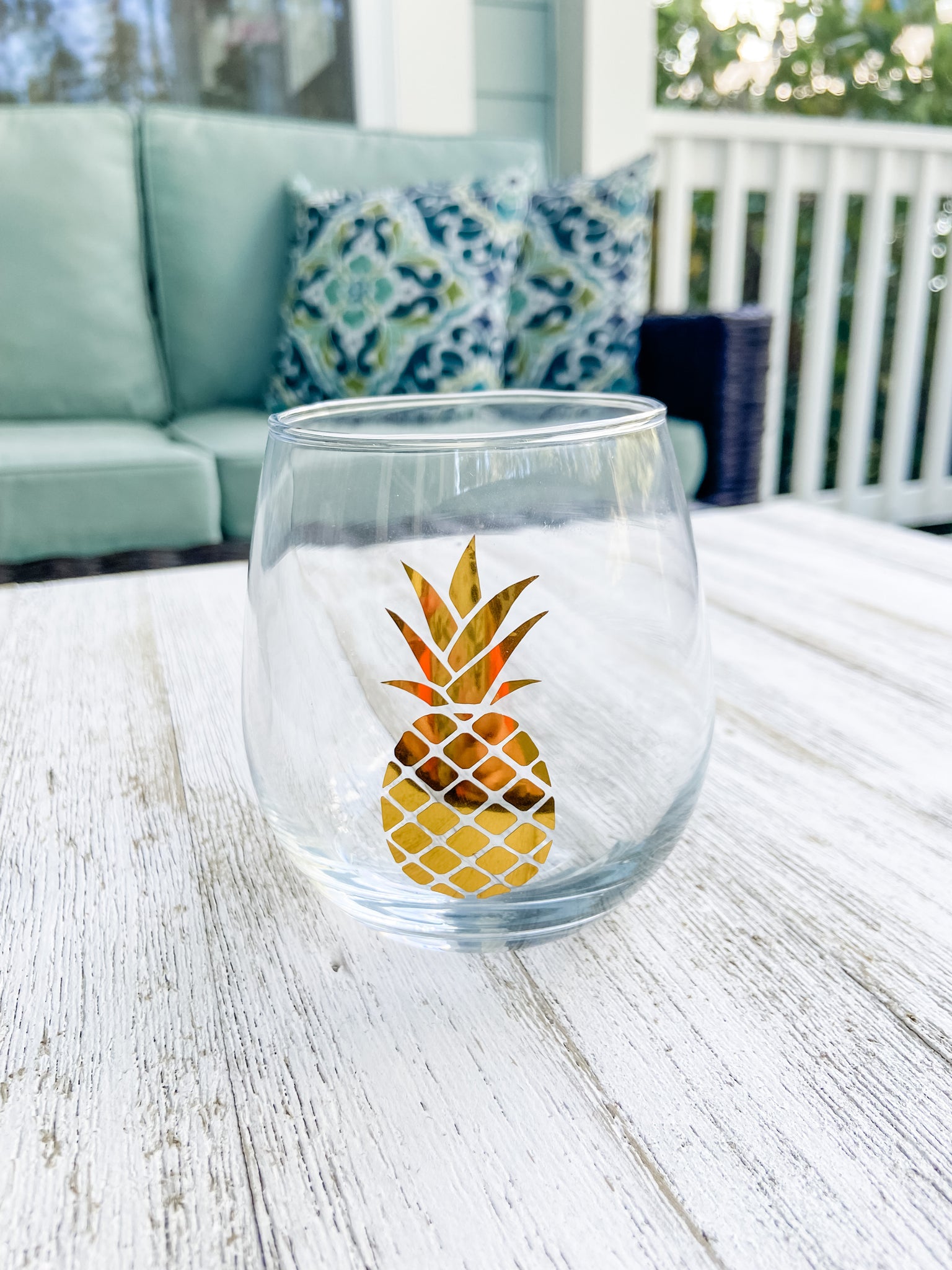 Pineapple Stemless Wine Glass