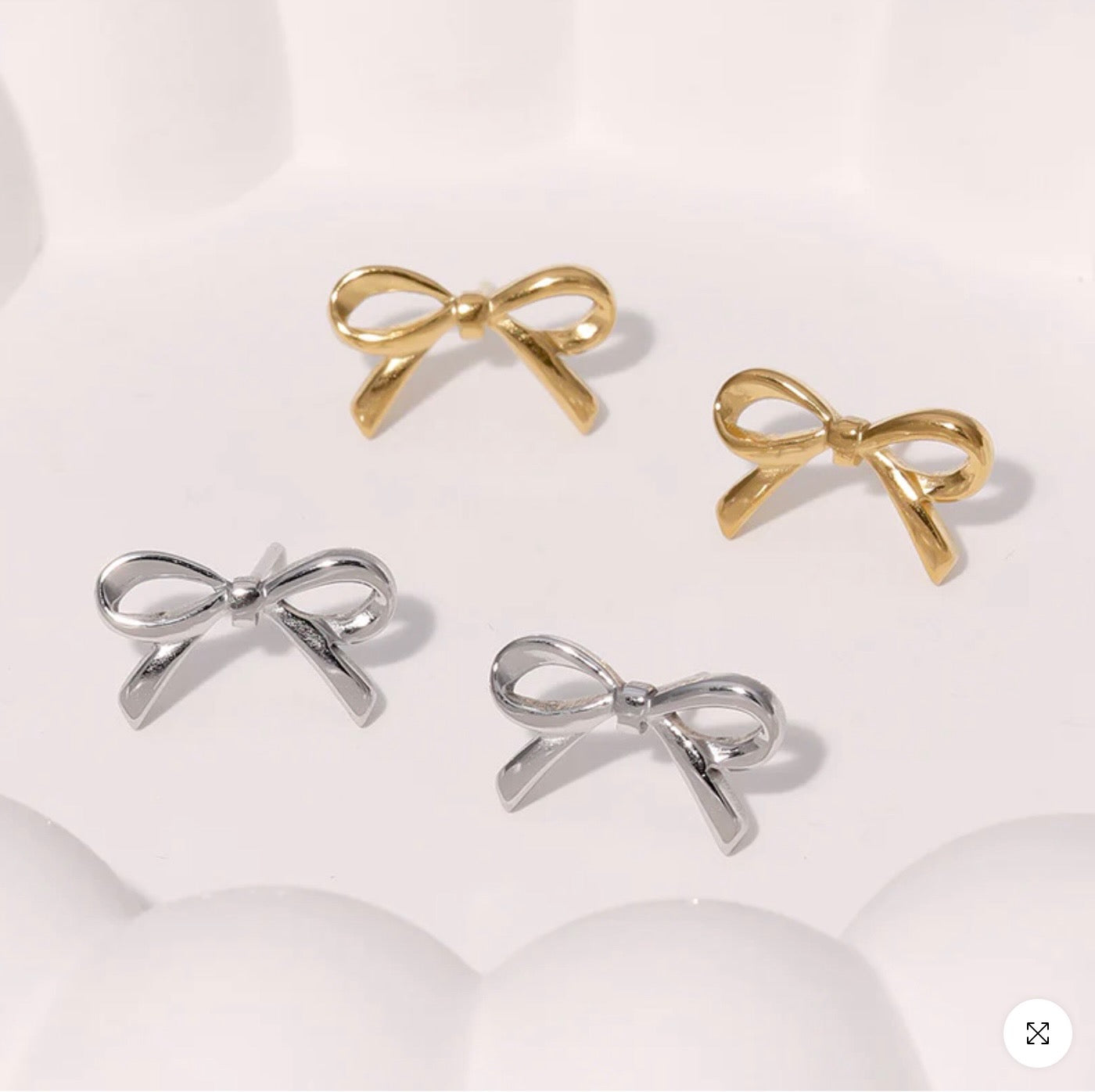 Bow Studs
