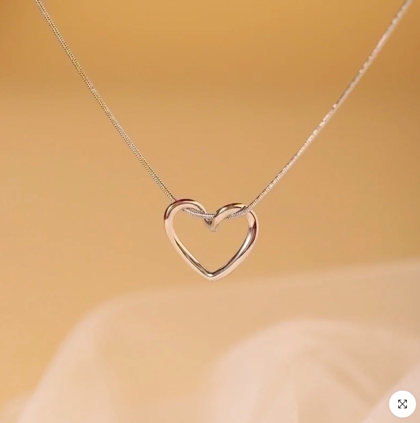 Hollow Heart Pendant Necklace