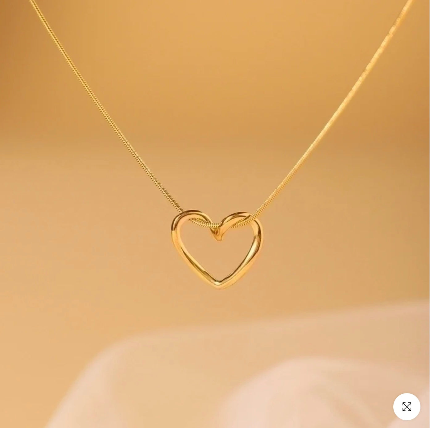 Hollow Heart Pendant Necklace