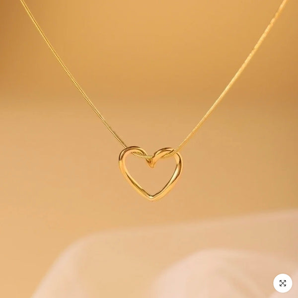 Hollow Heart Pendant Necklace