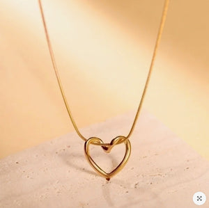 Hollow Heart Pendant Necklace