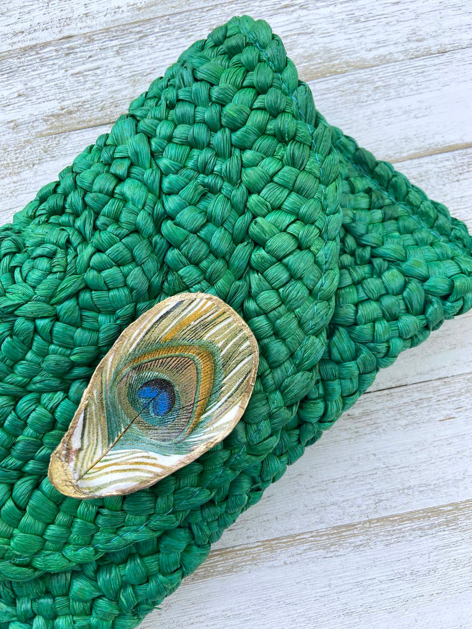 Peacock Feather Oyster Shell Clutch image 1
